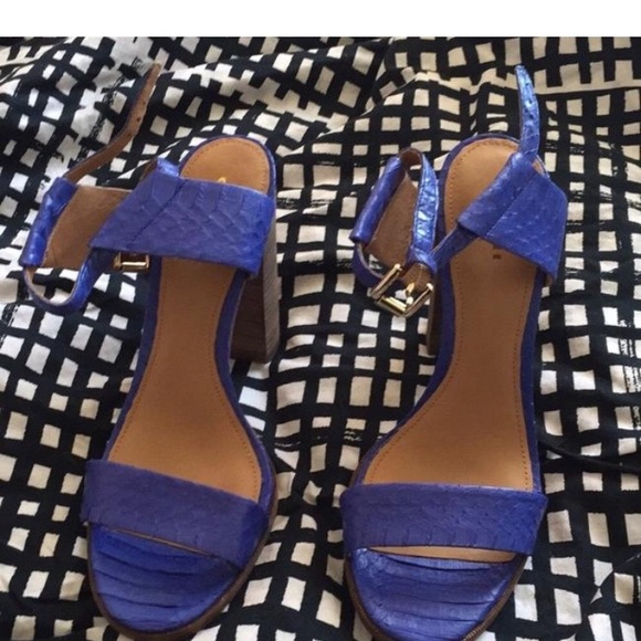 Coach Lexy leather embossed stacked heel - Picture 3 of 3